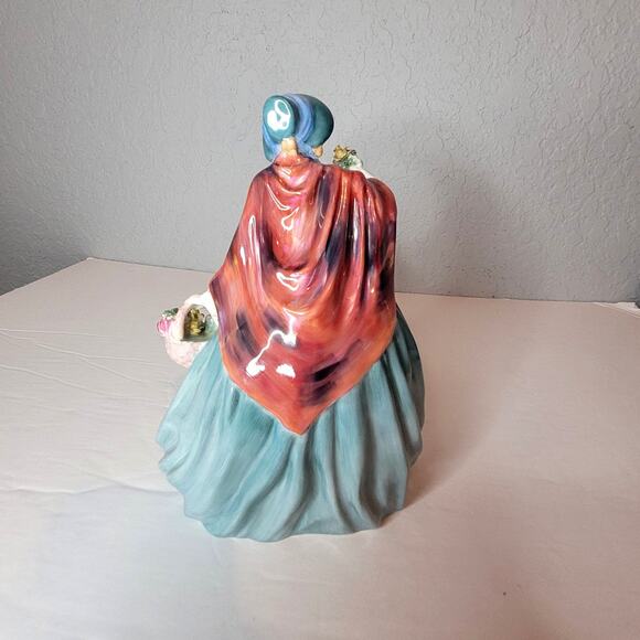 Vintage Royal Doulton Lady Charmian Bone China Figurine HN1949 England CRACKED - Picture 5 of 12